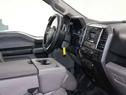 Used 2016 Ford F150 XLT image 28