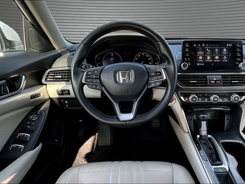 Used 2018 Honda Accord EX-L image 8