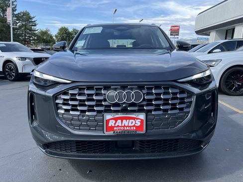 Used 2025 Audi Q5 Premium w/ Convenience Package AWD/4WD image 8