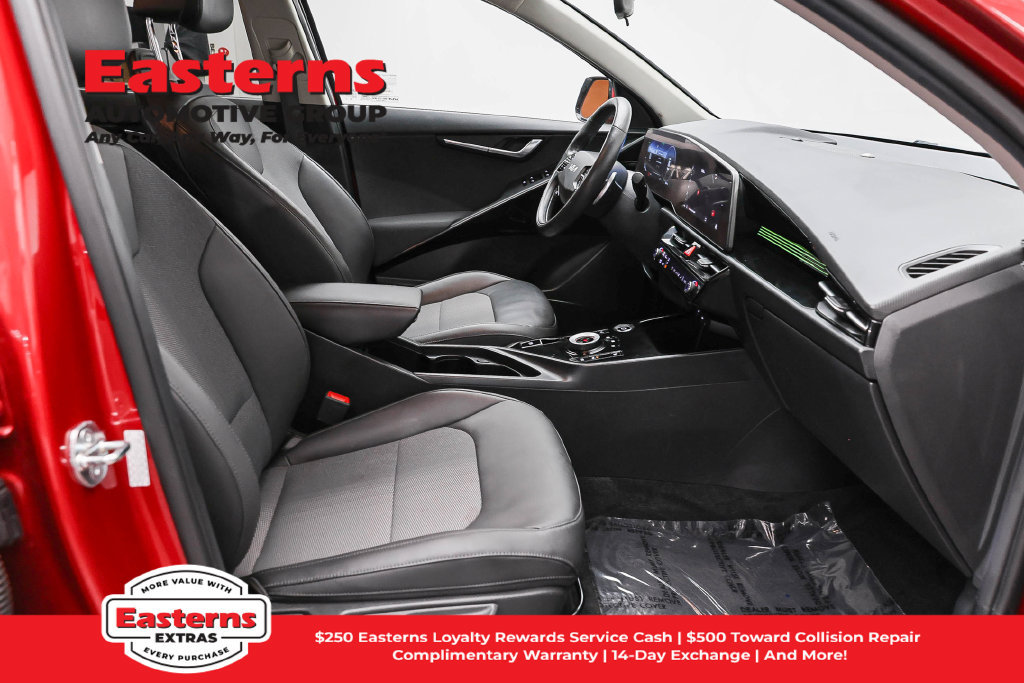 Used 2023 Kia Niro Wind w/ Wind Preserve Package FWD image 24