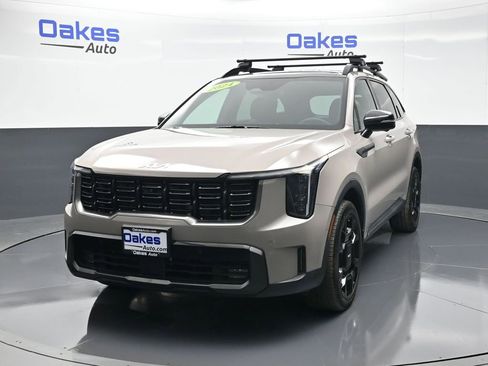 Certified 2024 Kia Sorento SX Prestige image 4