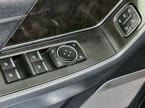 Used 2021 Ford F150 Lariat AWD/4WD image 15