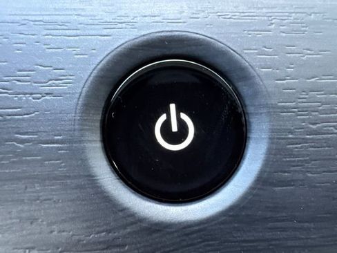 New 2025 Nissan Ariya AWD image 20