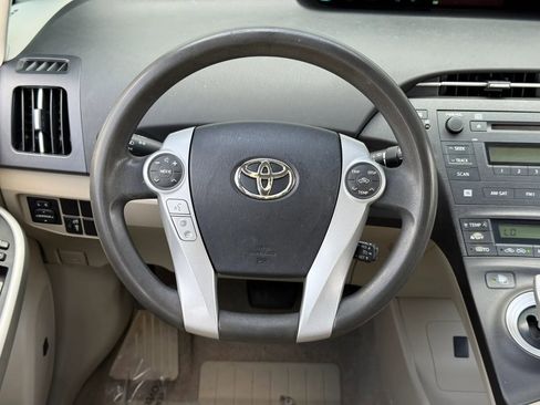 Used 2010 Toyota Prius Three image 14