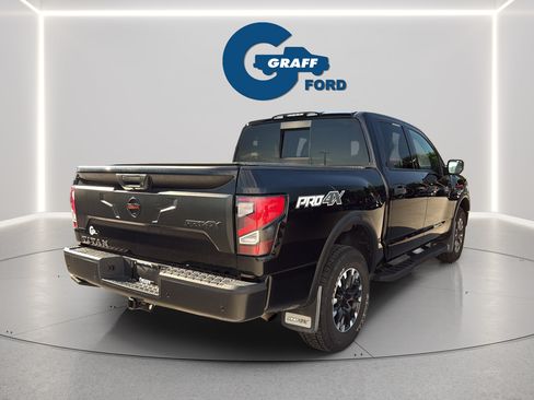 Used 2021 Nissan Titan PRO-4X w/ Pro-4x Convenience Package AWD/4WD image 7