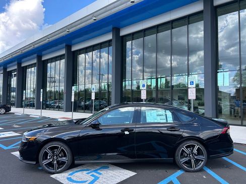 New 2026 Honda Accord SE image 18