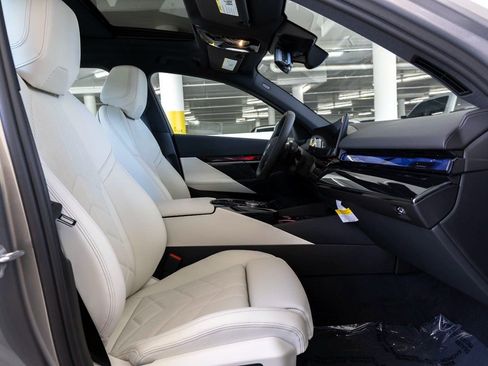 New 2026 BMW 530i w/ Convenience Package image 28