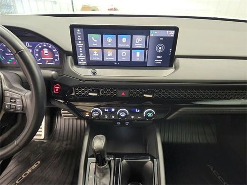 Used 2024 Honda Accord Sport image 19