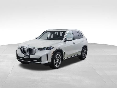 New 2026 BMW X5 xDrive40i w/ Executive Package image 1