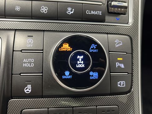 Used 2023 Hyundai Santa Fe Limited AWD/4WD image 38
