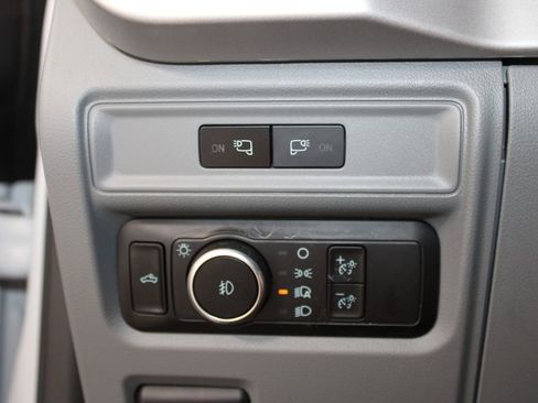 Used 2023 Ford F150 XLT w/ XTR Package image 38