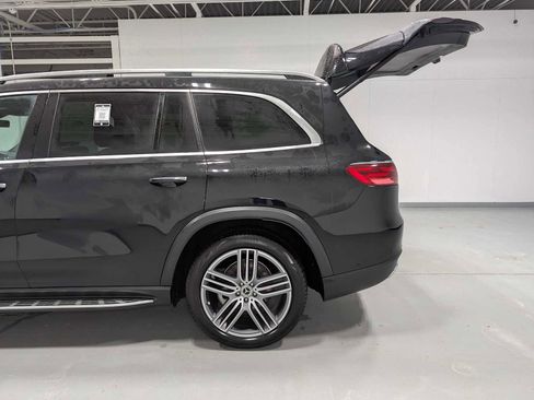 Certified 2024 Mercedes-Benz GLS 450 4MATIC image 11