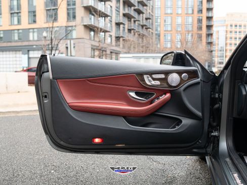 Used 2022 Mercedes-Benz C 300 Coupe image 36