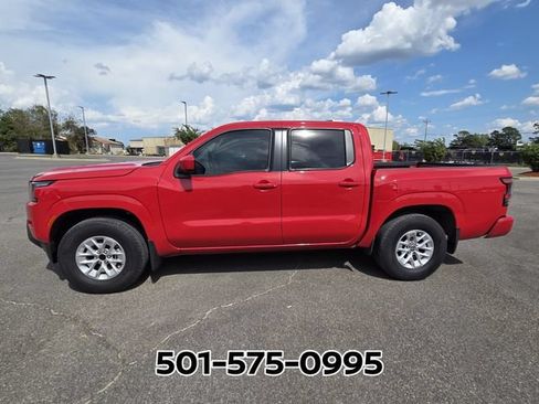 Used 2024 Nissan Frontier SV w/ Technology Package RWD image 2