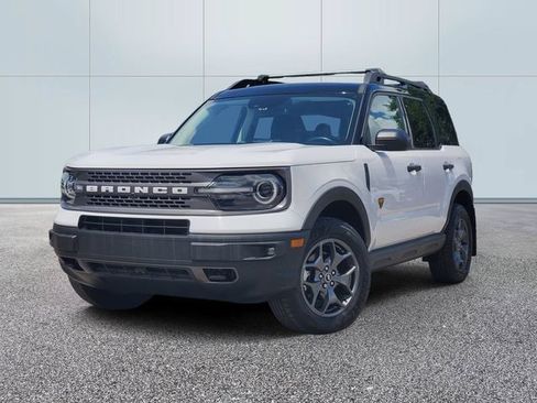 Used 2022 Ford Bronco Sport Badlands AWD/4WD image 1