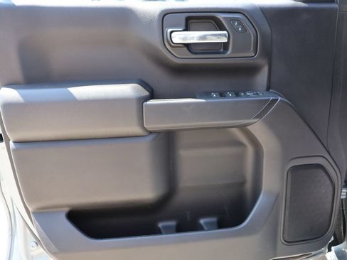 Used 2025 Chevrolet Silverado 1500 Custom w/ LPO, Dark Essentials Package AWD/4WD image 19