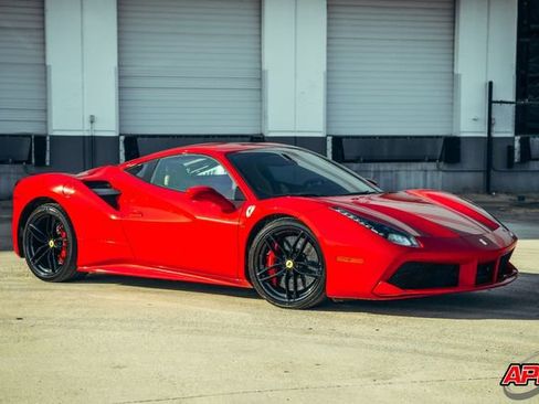 Used 2018 Ferrari 488 GTB image 47