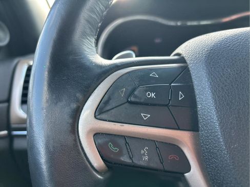 Used 2015 Jeep Grand Cherokee Limited w/ Luxury Group II image 14