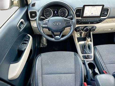 Used 2021 Hyundai Venue Denim image 22