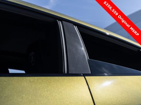 Used 2024 Lamborghini Urus Performante image 16