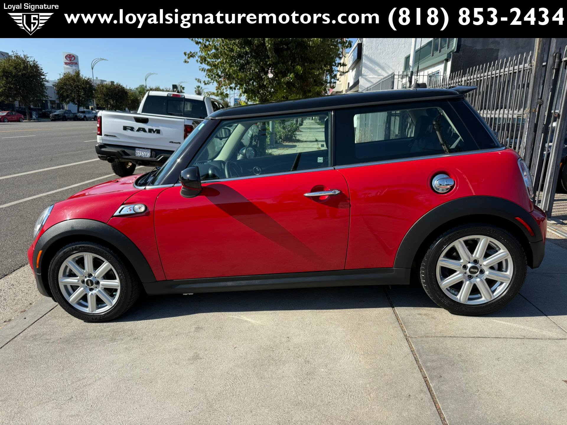 Used 2012 MINI Cooper S FWD image 4