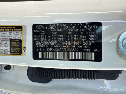 Used 2025 Hyundai Kona SE image 9