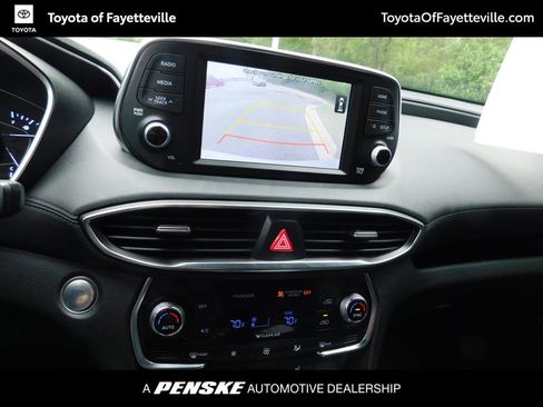 Used 2020 Hyundai Santa Fe SEL w/ Convenience Package image 10