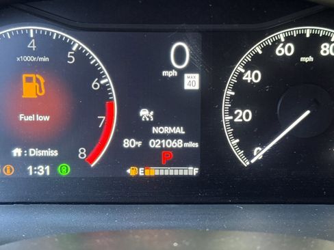 Used 2025 Honda Pilot Sport image 18