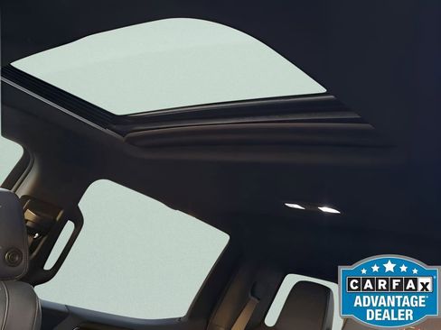 Used 2022 Chevrolet Silverado 1500 High Country w/ High Country Premium Package image 32