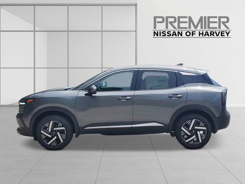 New 2026 Nissan Kicks SV w/ SV Premium Package image 3