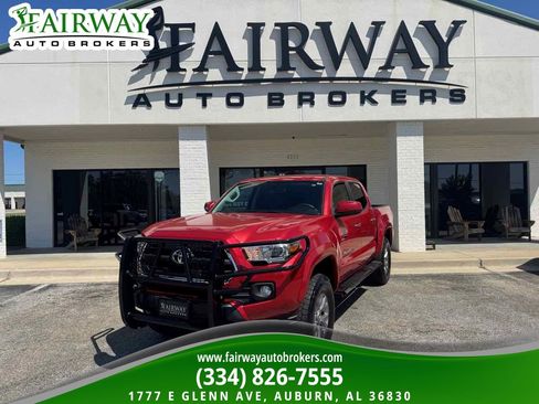 Used 2017 Toyota Tacoma SR5 w/ Tow Package image 1