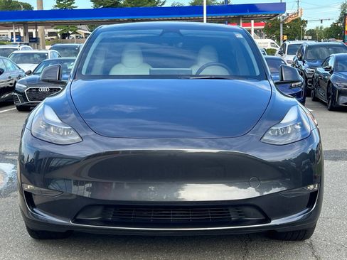 Used 2024 Tesla Model Y Long Range AWD/4WD image 21