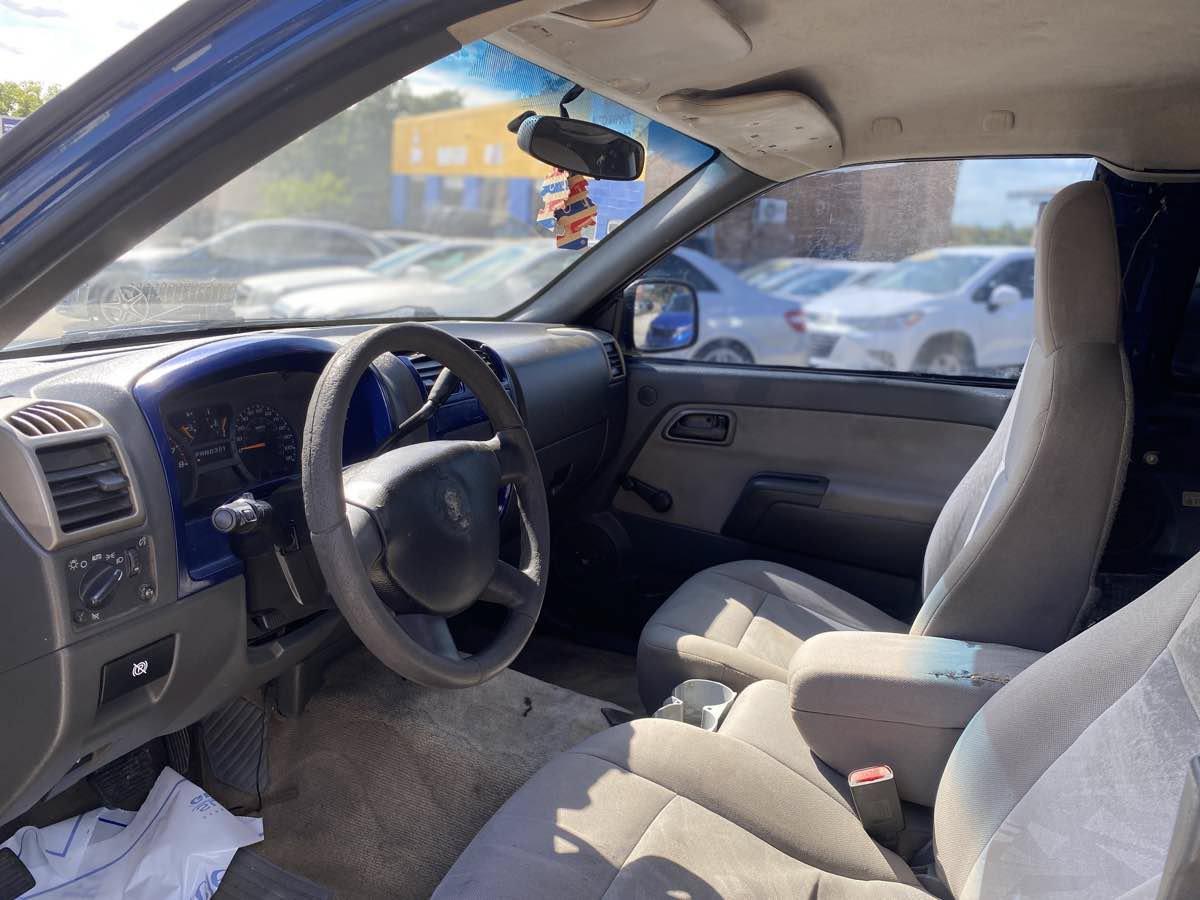 Used 2005 Chevrolet Colorado LS RWD image 11