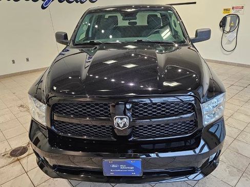 Used 2019 RAM 1500 Express w/ Express Value Package image 9