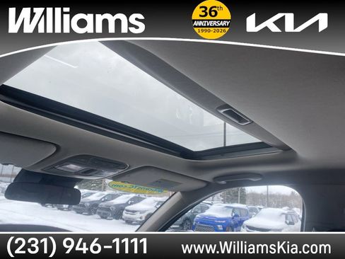 Used 2020 Kia Telluride S w/ S 8 Passenger Seating Package image 20