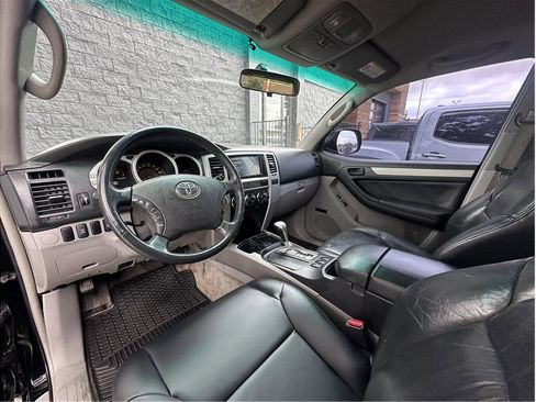 Used 2004 Toyota 4Runner Sport AWD/4WD image 2