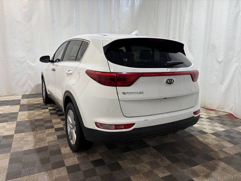 Used 2019 Kia Sportage LX AWD/4WD image 5