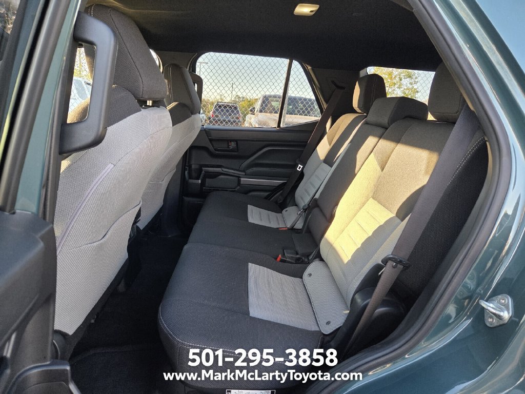 Used 2025 Toyota 4Runner TRD Off-Road AWD/4WD image 10