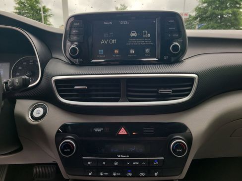 Used 2021 Hyundai Tucson SEL FWD image 18