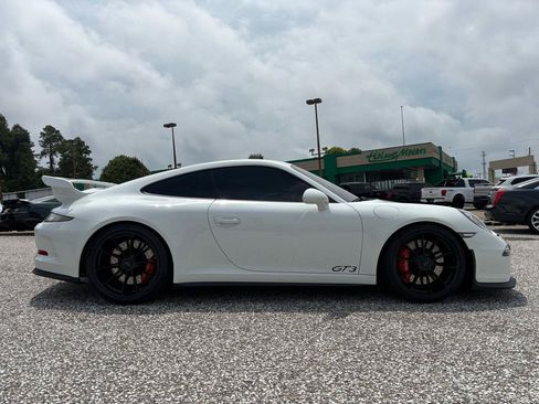 Used 2015 Porsche 911 GT3 RWD image 8