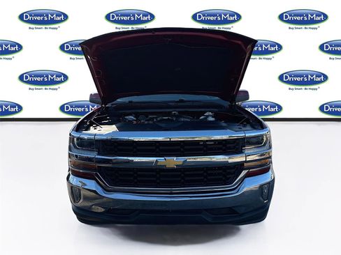 Used 2018 Chevrolet Silverado 1500 LT w/ All Star Edition image 32