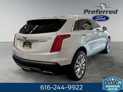 Used 2017 Cadillac XT5 Platinum AWD/4WD image 17
