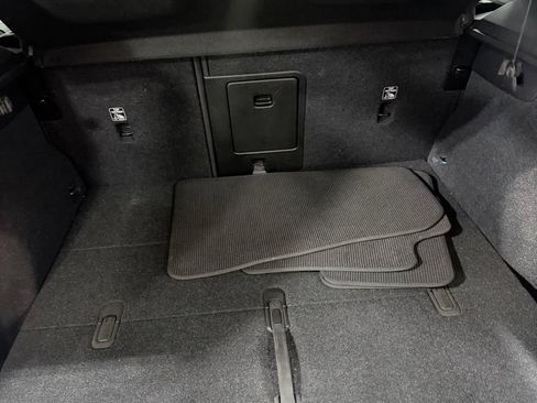 Certified 2023 Volvo XC40 Recharge Plus AWD/4WD image 10