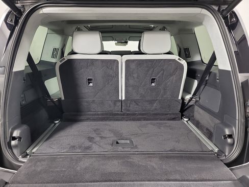 Used 2024 Rivian R1S Adventure AWD/4WD image 15