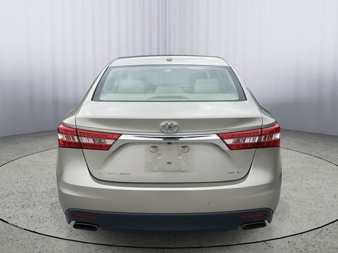Used 2013 Toyota Avalon XLE Touring image 7