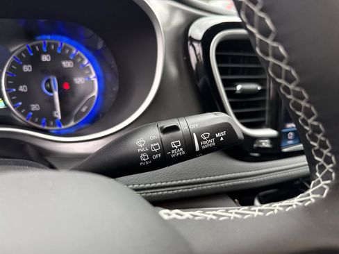 New 2026 Chrysler Pacifica Select image 28