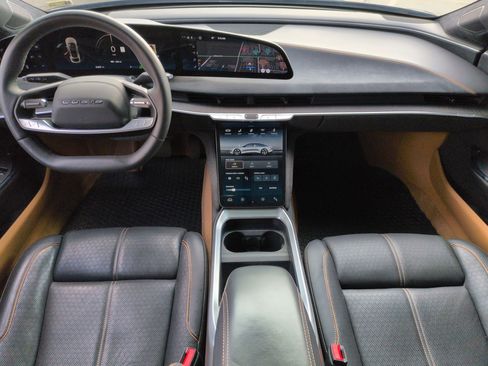 Used 2022 Lucid Air Grand Touring image 29