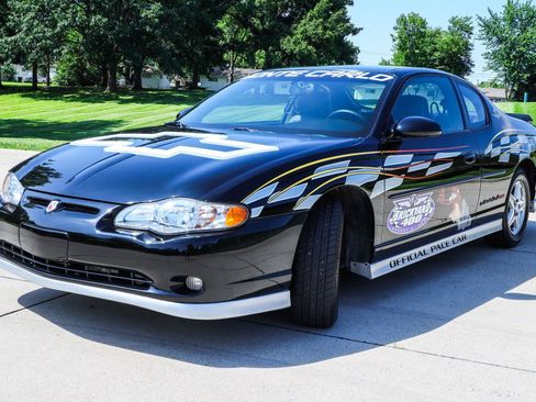 Used 2001 Chevrolet Monte Carlo SS w/ Preferred Equipment Group FWD image 3
