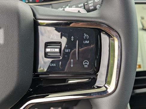 New 2026 Land Rover Range Rover Evoque Dynamic SE image 33