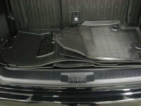 Certified 2023 Toyota Highlander XLE image 21